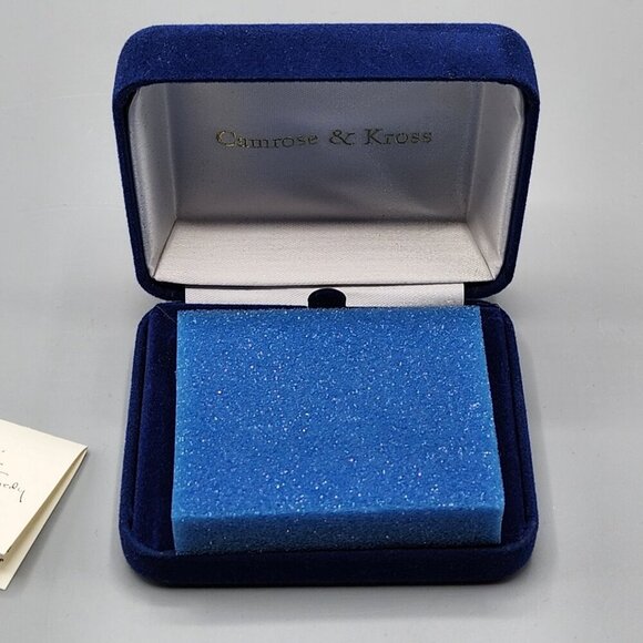 Jaqueline Kennedy X Camrose and Cross Cameo & Crystal Pendant Necklace JBK w Box - Picture 14 of 15